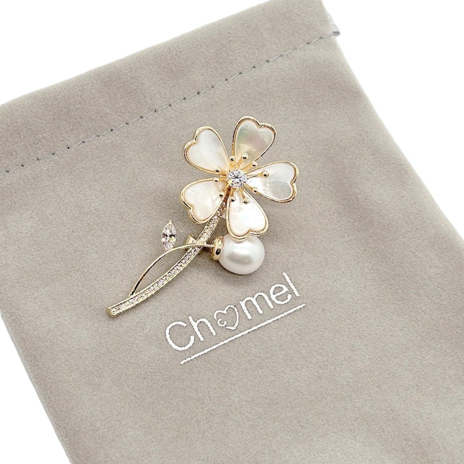 Flower Freshwater Pearl Brooch - CHOMEL