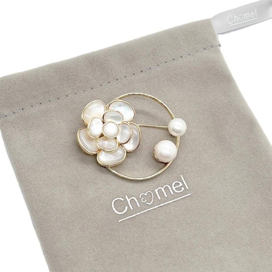 Flower Mother Of Pearl & Freshwater Pearl Brooch - CHOMEL