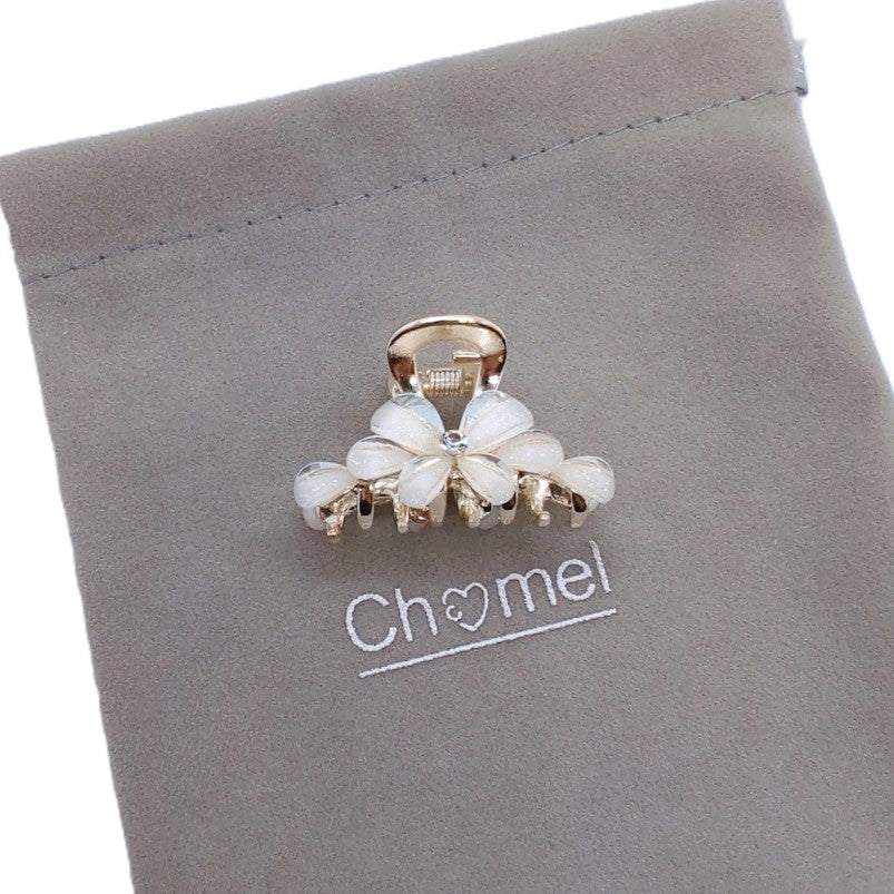 Butterfly Hairclaw - CHOMEL