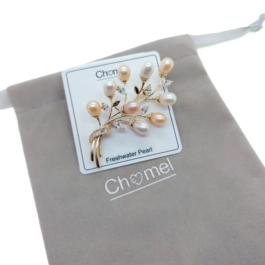 Flower Freshwater Pearl Brooch - CHOMEL