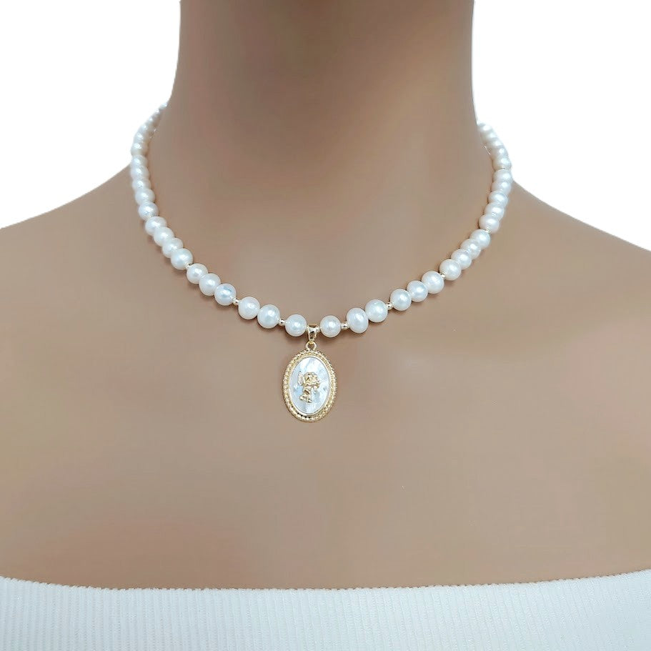 Freshwater Pearl Necklace - CHOMEL