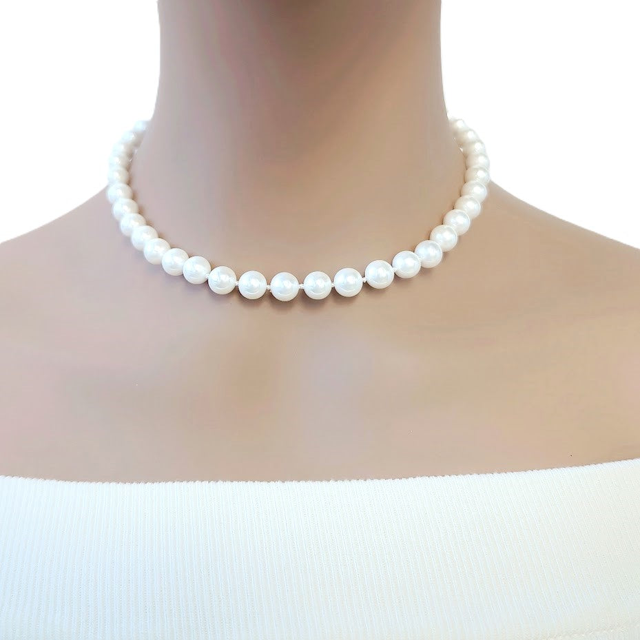 Simulated Pearl Necklace - CHOMEL