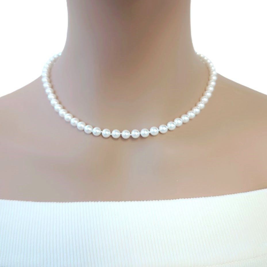 Simulated Pearl Necklace - CHOMEL