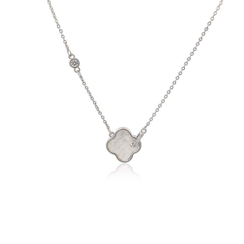INTERLACE NECKLACE【LIGHT】（SILVER）CEL-CEL Mother of Pearl Clover Necklace - Elegant Jewelry with Luminous