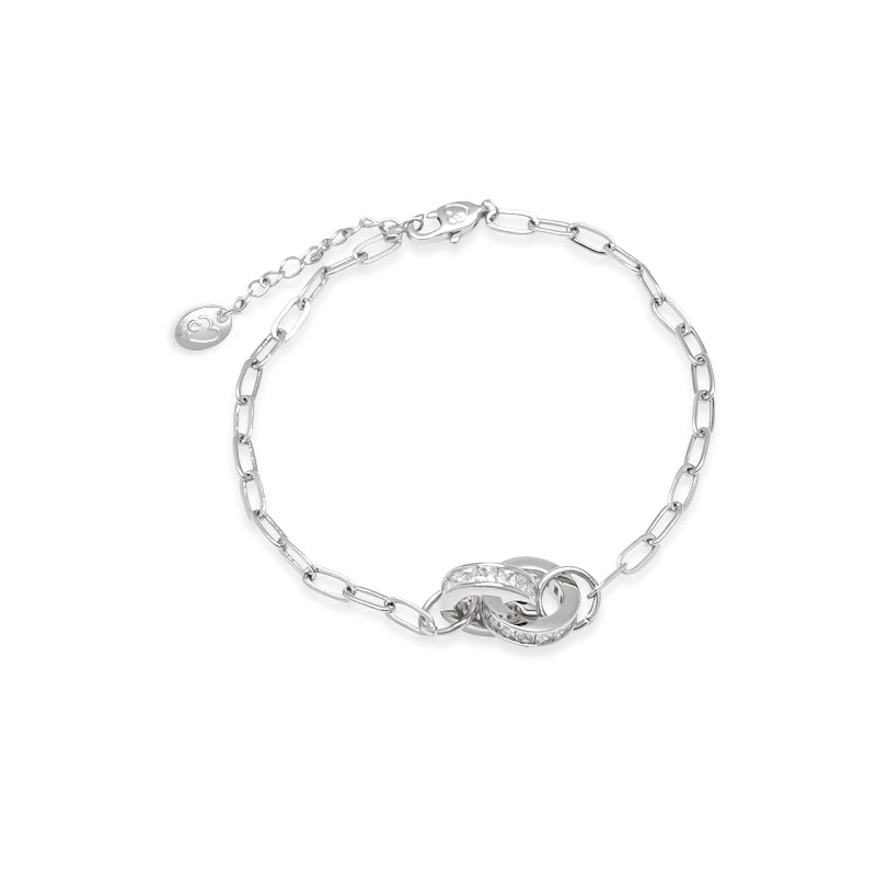 Interlocking Ring Bracelet.
