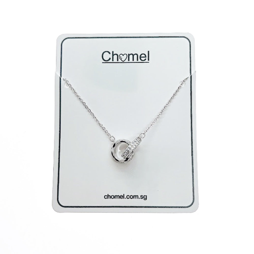 Interlocking Circle Necklace.