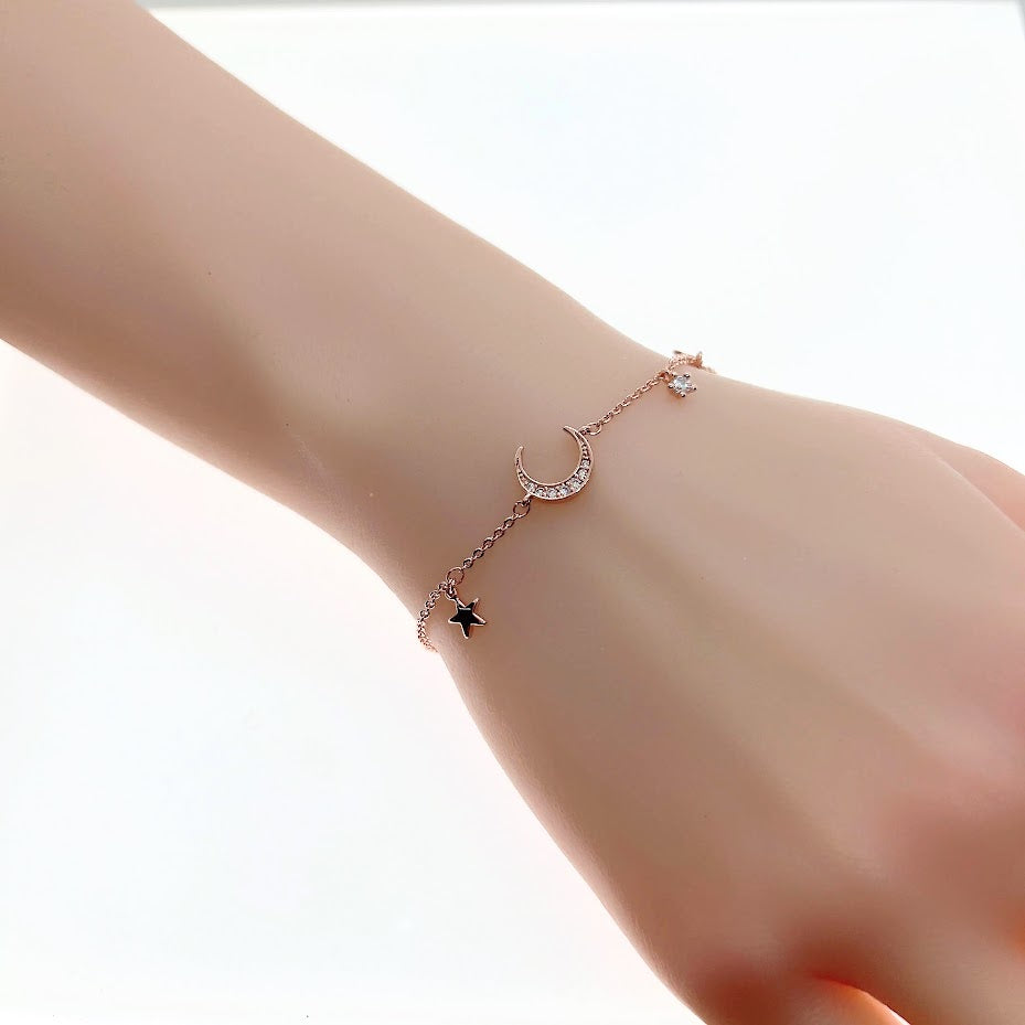 Moon & Star Cubic Zirconia Bracelet - CHOMEL