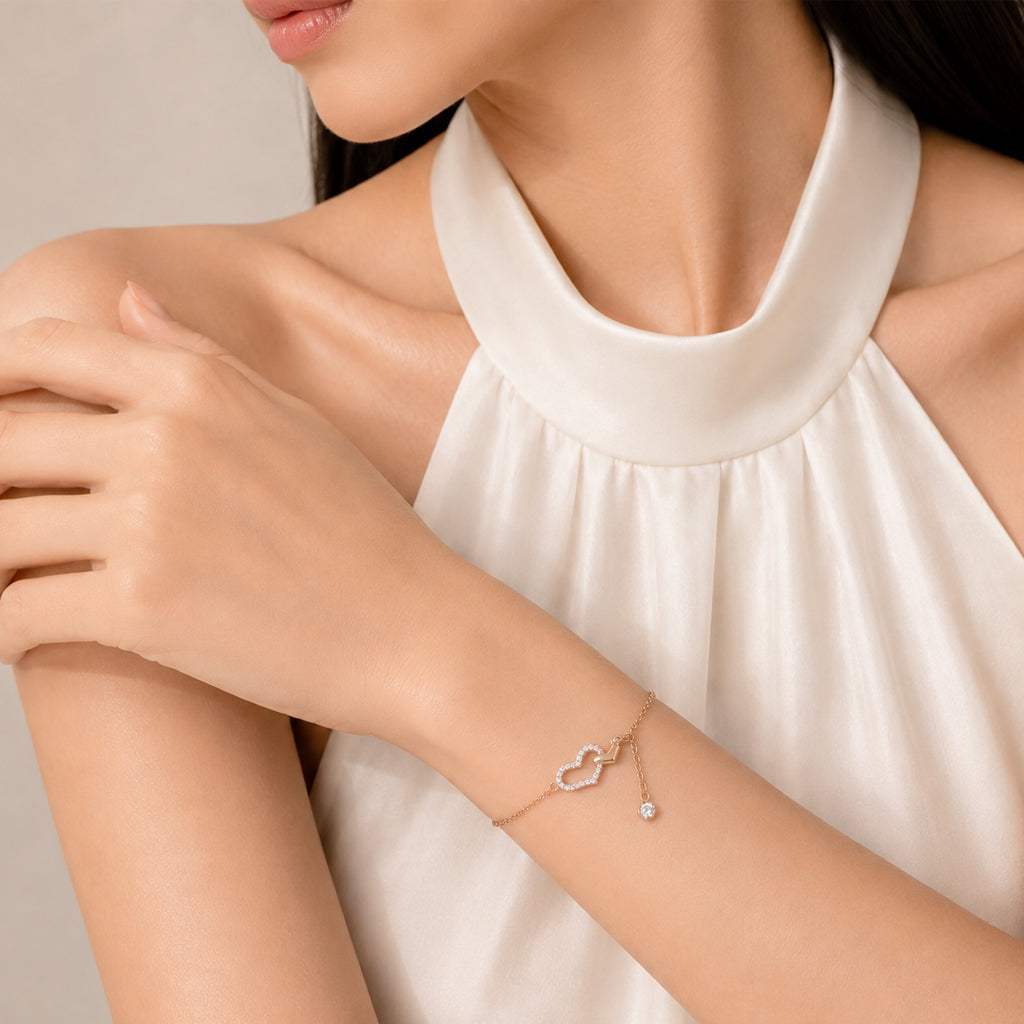 Rose gold heart cubic zirconia bracelet with double hearts and adjustable chain