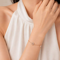 Rose gold Star Cubic Zirconia Bracelet with adjustable length and star-shaped cubic zirconia charm