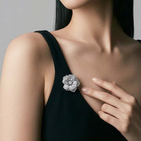 Flower cubic zirconia brooch with rhodium plating and C clasp closure, 3.3cm x 3cm size