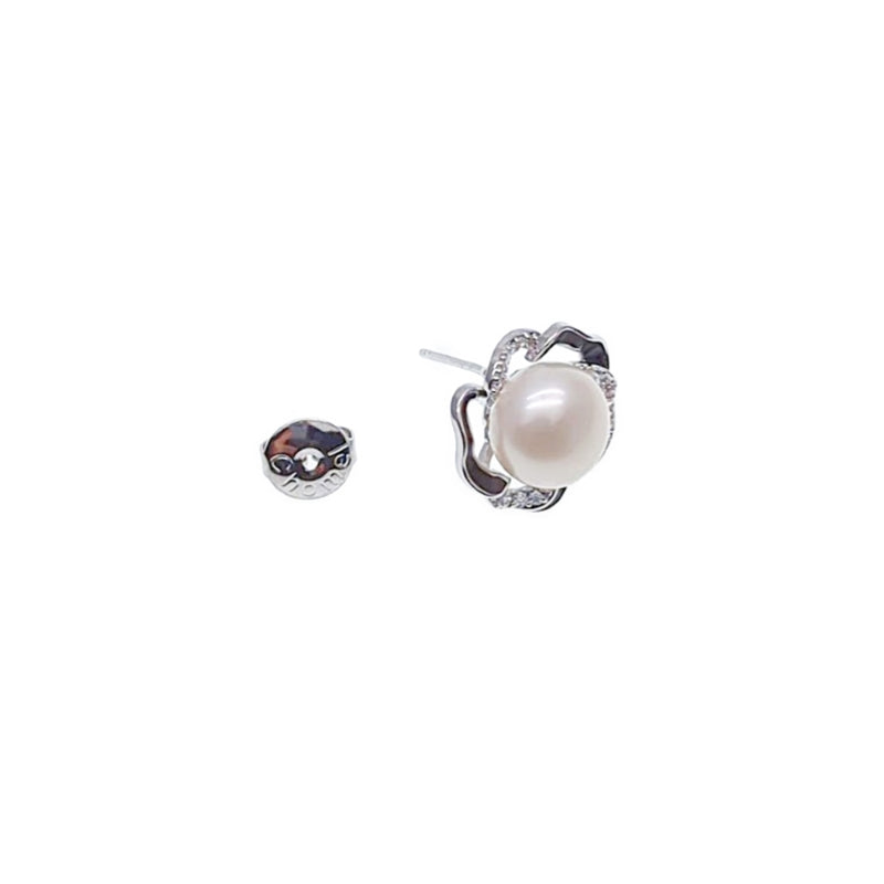 Flower Freshwater Pearl Earrings - CHOMEL
