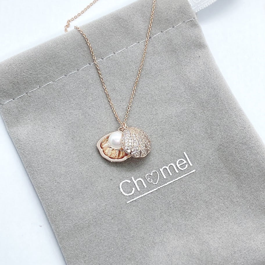 Shell Cubic Zirconia Necklace - CHOMEL