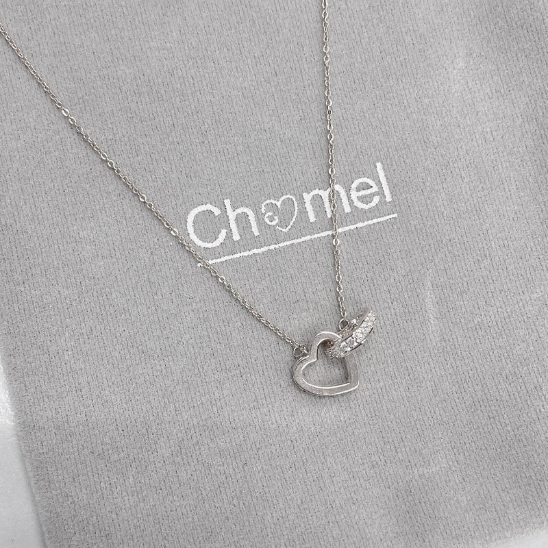 Heart Interlocking Cubic Zirconia Necklace - CHOMEL