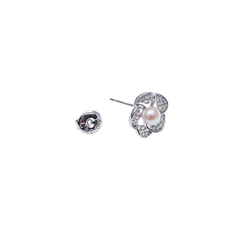 Flower Freshwater Pearl Earrings - CHOMEL