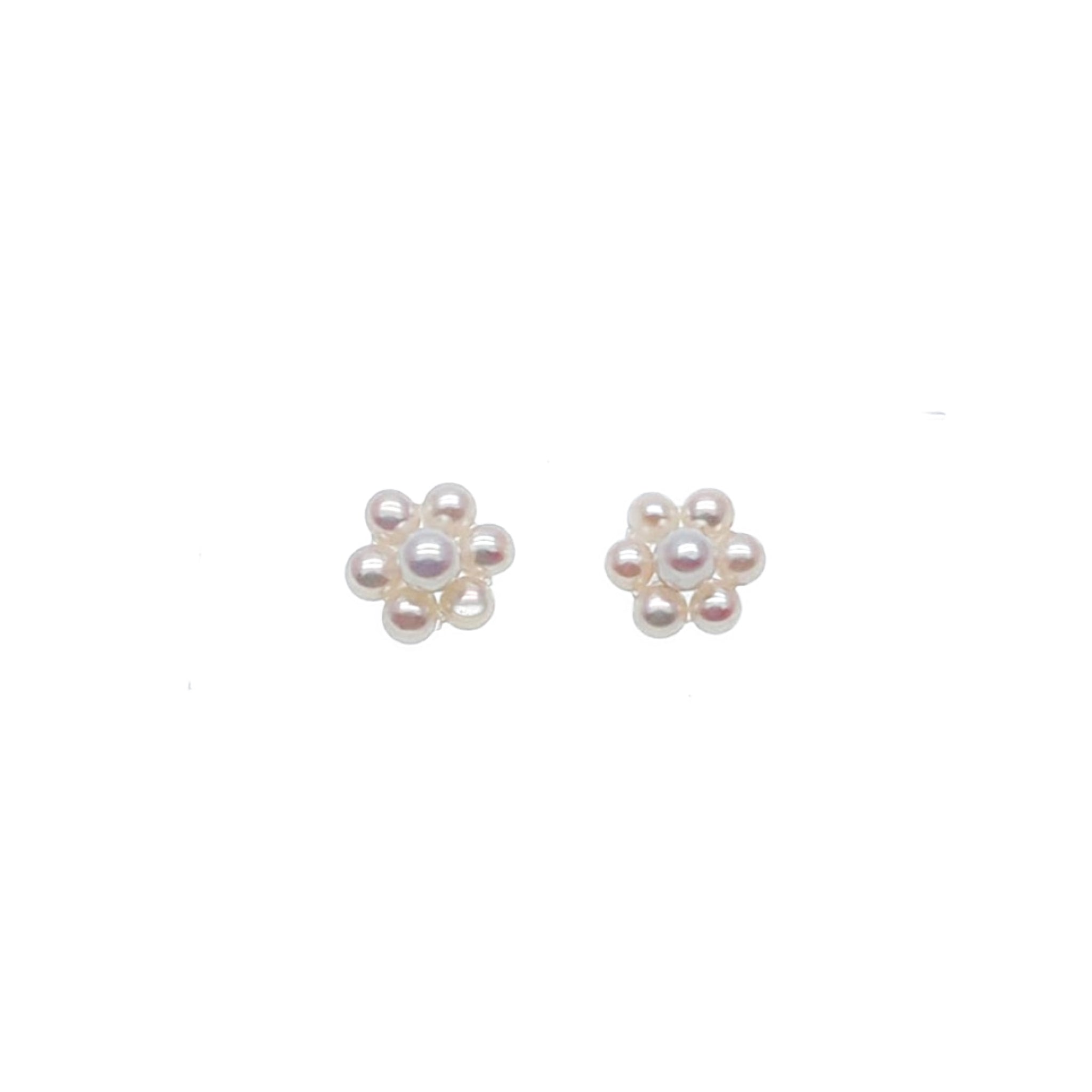 CHOMEL Freshwater Pearl Flower Stud Earrings