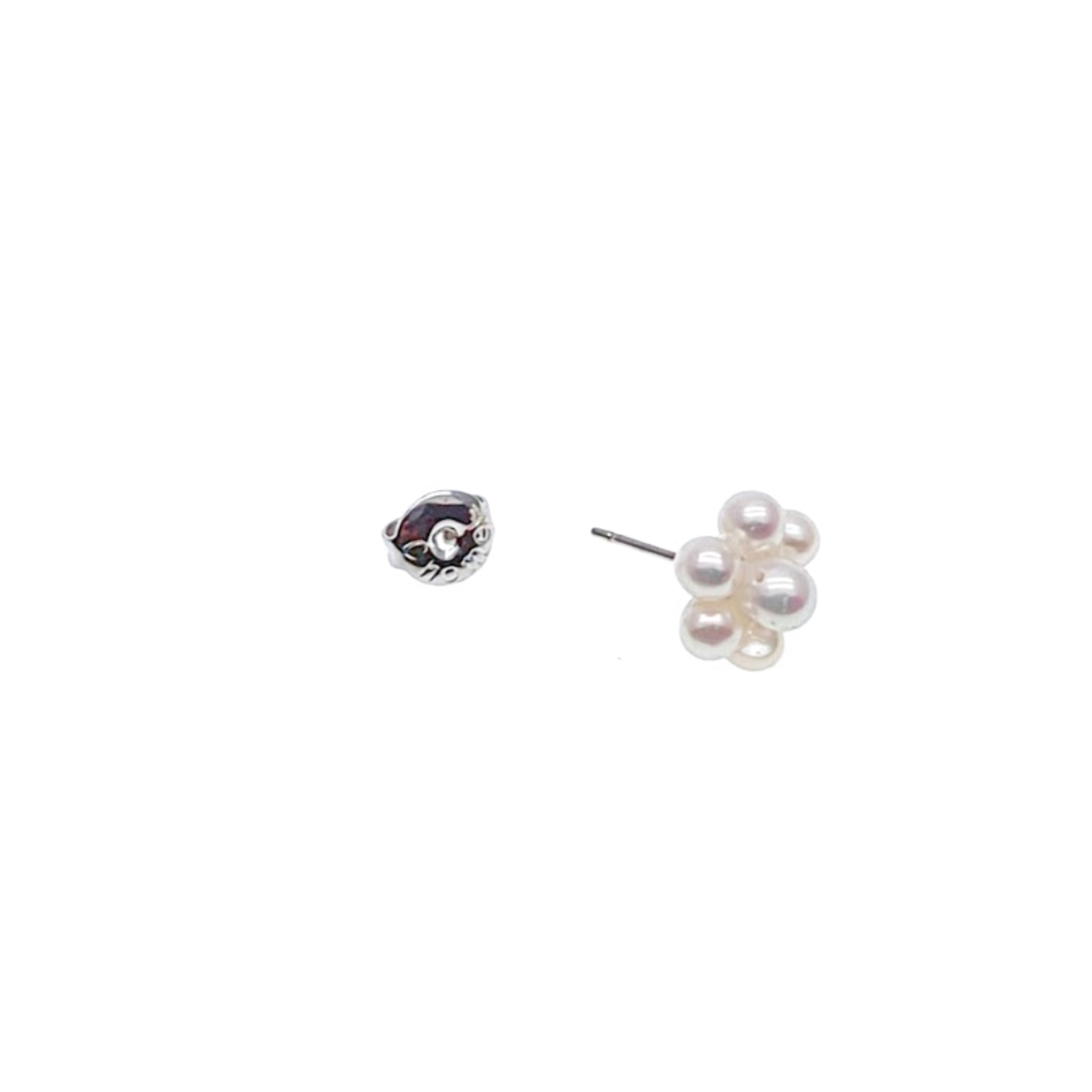 Flower Freshwater Pearl Earrings - CHOMEL