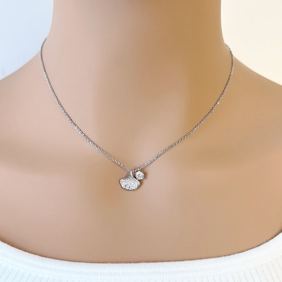 Gingko Leaf Cubic Zirconia Necklace - CHOMEL