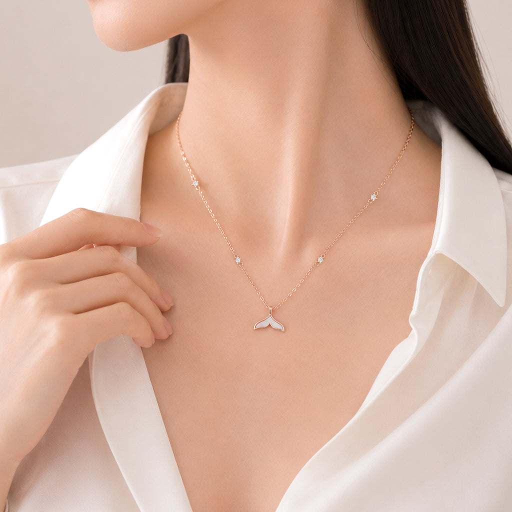 Rosegold mermaid tail cubic zirconia necklace with mother of pearl pendant on adjustable chain