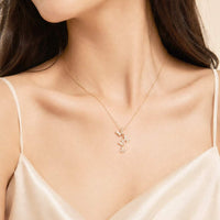 Rosegold plated Butterfly Cubic Zirconia necklace with adjustable chain and butterfly pendant