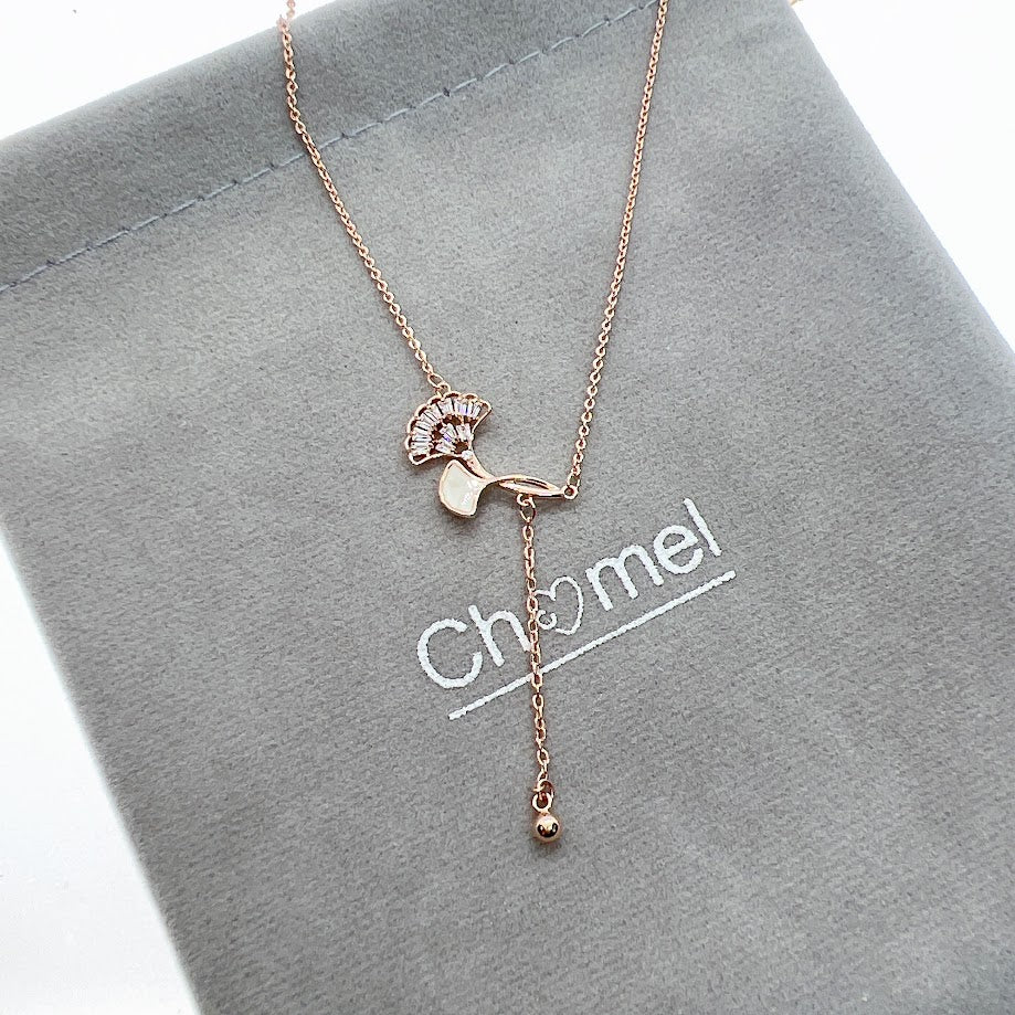 Gingko Leaf Cubic Zirconia  Necklace - CHOMEL