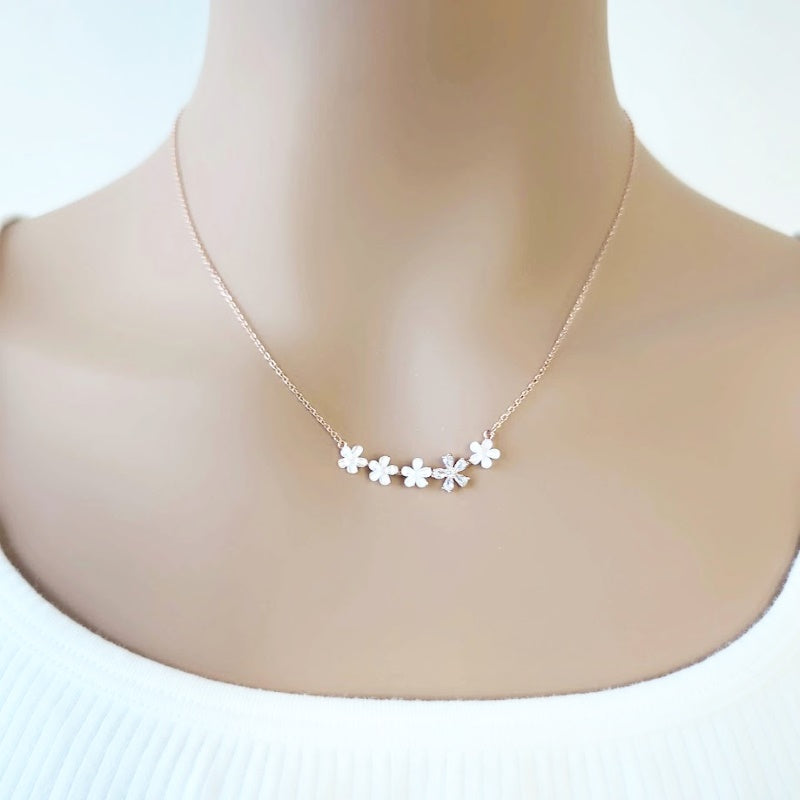 Flower Cubic Zirconia Necklace - CHOMEL
