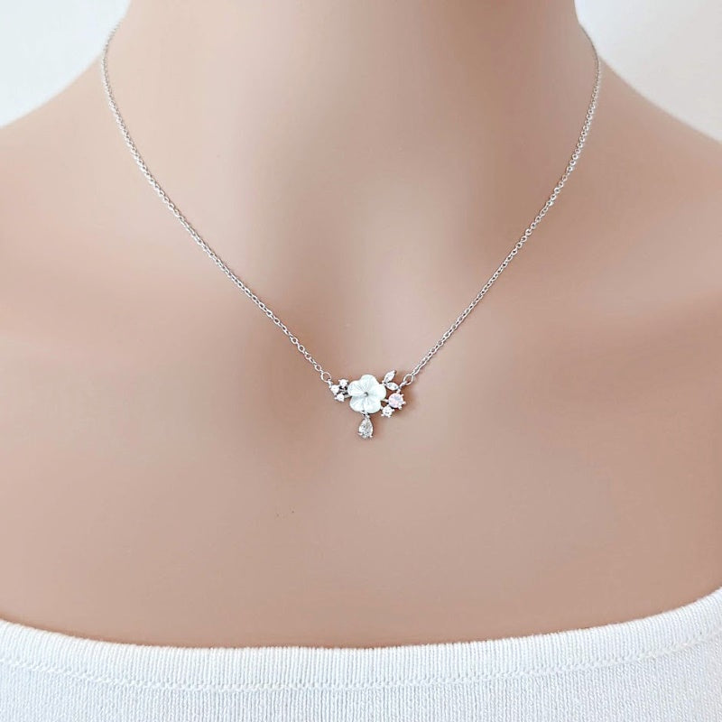 CHOMEL Mother of Pearl Flower Rhodium Necklace