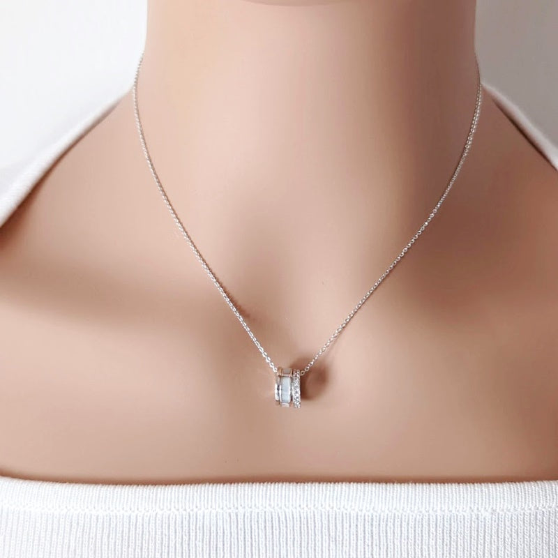 Circle Mother of Pearl & Cubic Zirconia Necklace - CHOMEL