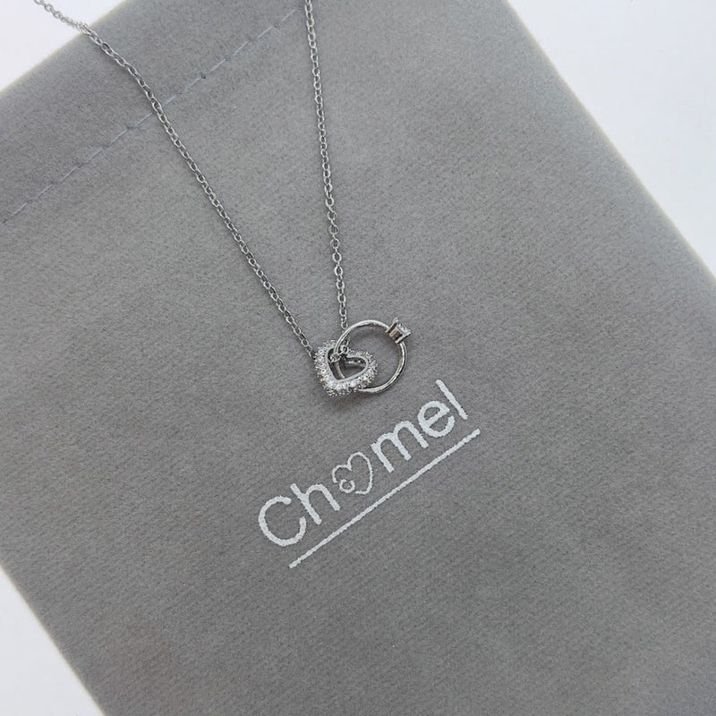 Interlocking Heart & Ring Necklace - CHOMEL