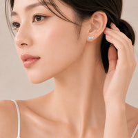 Ribbon Cubic Zirconia Earring