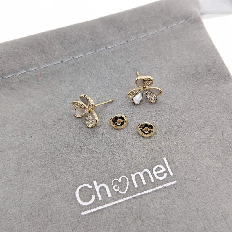 Clover Leaf Mother of Pearl Gold Earrings - CHOMEL