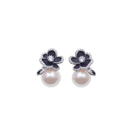 CHOMEL Pearl Flower Rhodium Earrings