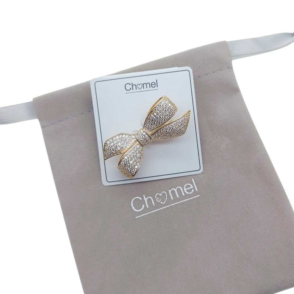 Gold-plated ribbon cubic zirconia brooch with C-clasp pin, 4.5cm x 2.5cm, elegant sparkle accessory