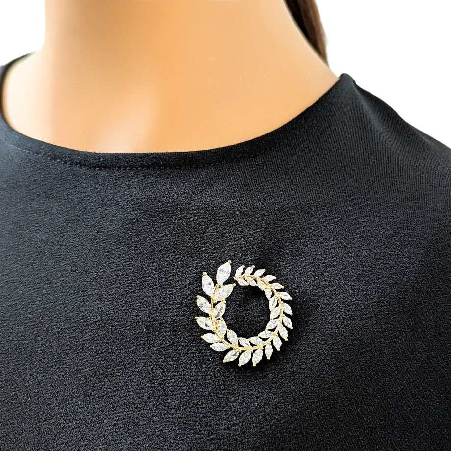 Circular Cubic Zirconia Brooch - CHOMEL