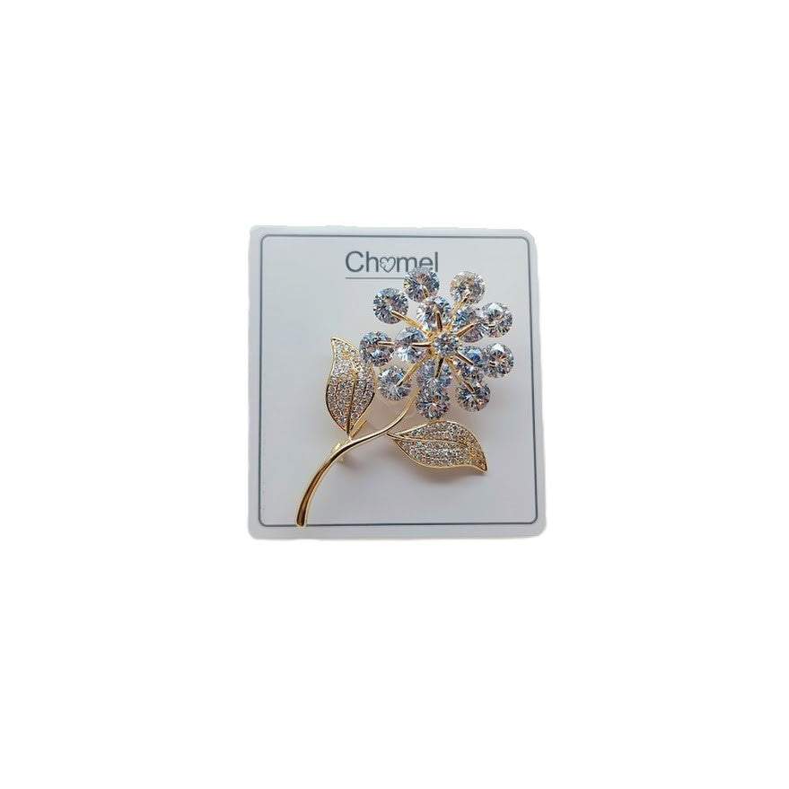 Gold-plated leaf cubic zirconia brooch with flower design and clasp closure