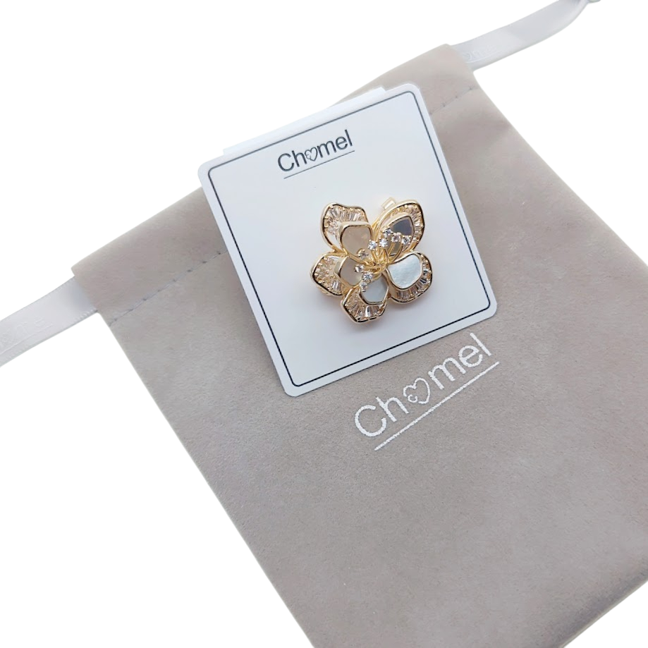 Flower Cubic Zirconia & Mother of Pearl Brooch