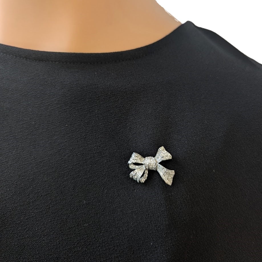 Ribbon Cubic Zirconia Brooch - CHOMEL