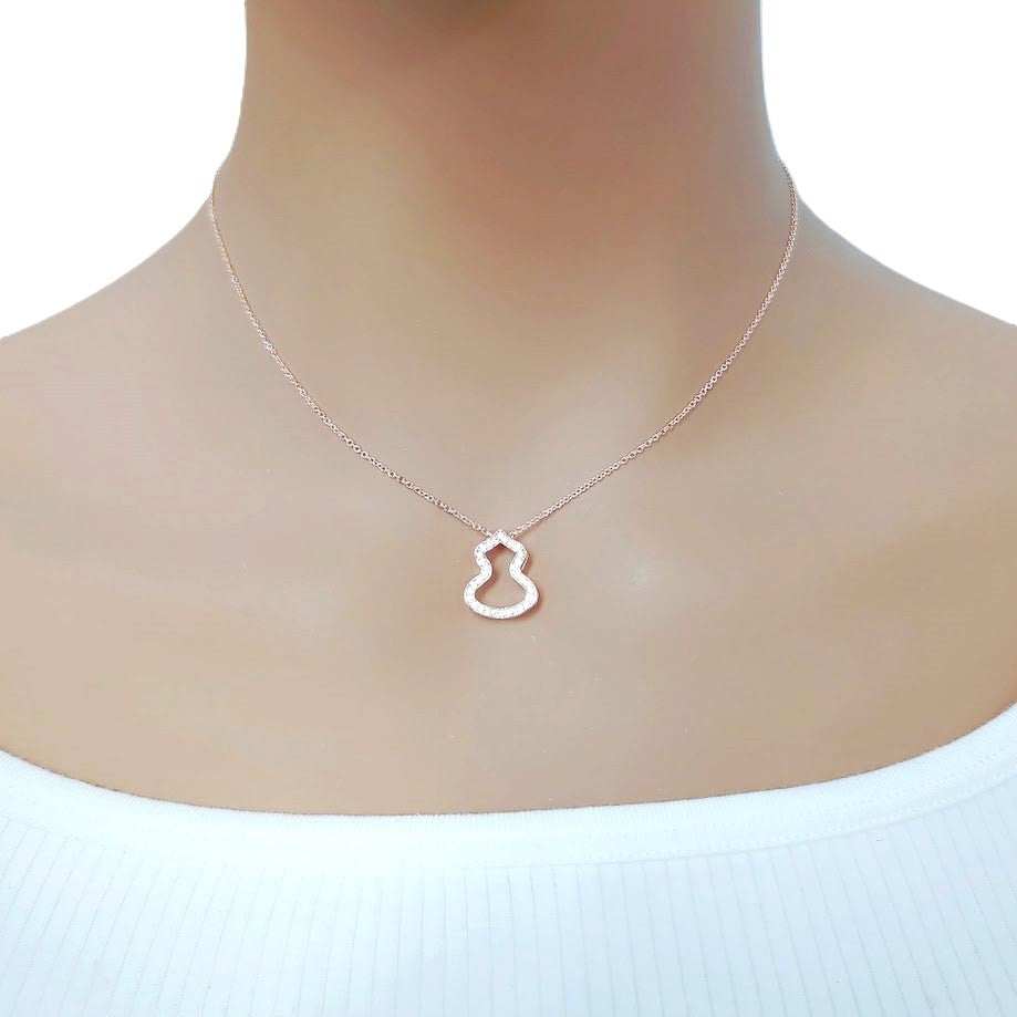 Hulu cubic zirconia pendant necklace with rosegold plating on chain