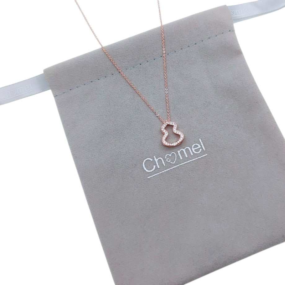 Rosegold Hulu cubic zirconia pendant necklace with delicate chain and spring clasp