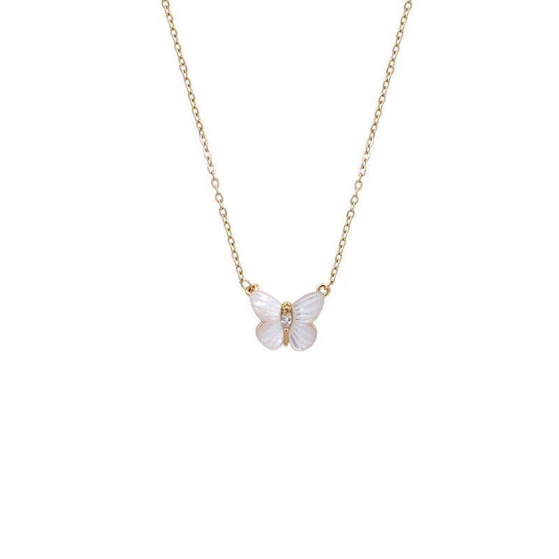 Butterfly mother of pearl necklace with gold-plated chain and delicate iridescent pendant