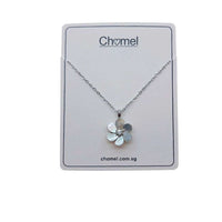 Flower Mother of Pearl Necklace