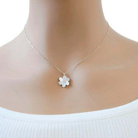 Flower Mother of Pearl Necklace