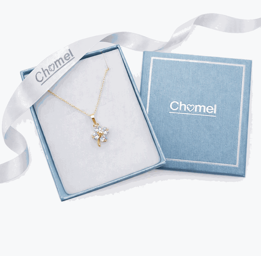 Gold-plated flower cubic zirconia pendant necklace with adjustable chain