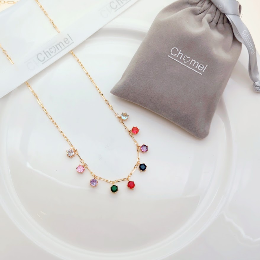 Elegant cubic zirconia necklace with coloured round stones on gold-plated chain