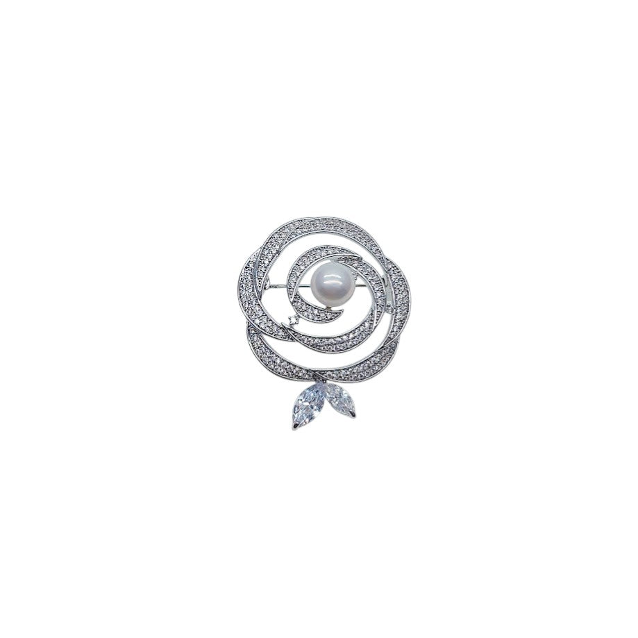 Flower Freshwater Pearl Brooch - CHOMEL