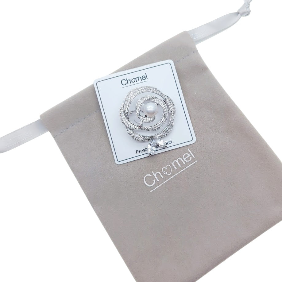 Flower Freshwater Pearl Brooch - CHOMEL