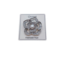 Flower Freshwater Pearl Brooch - CHOMEL