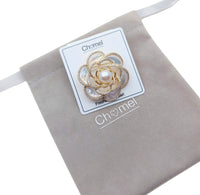 Flower Freshwater Pearl Brooch - CHOMEL