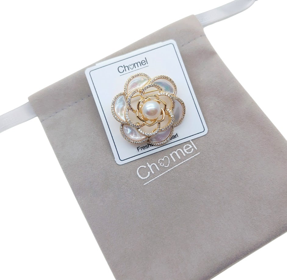 Flower Freshwater Pearl Brooch - CHOMEL