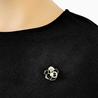 Gold plated flower freshwater pearl brooch with enamel petals and central 4-5mm pearl, 2cm diameter