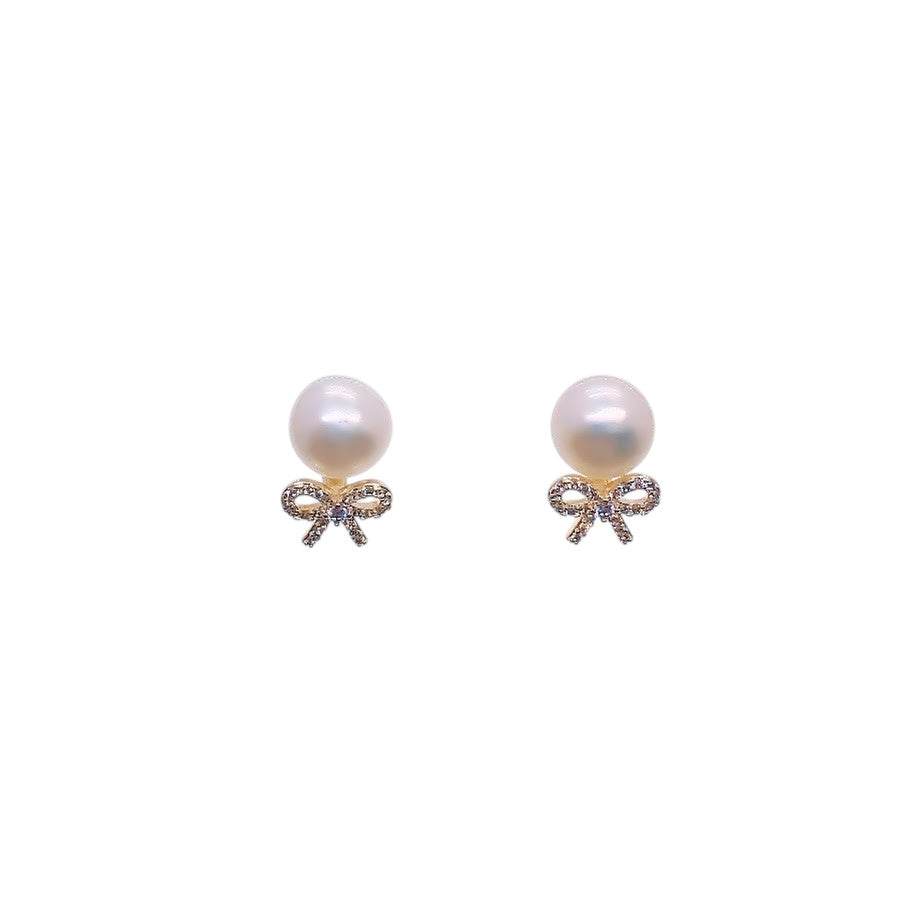 Freshwater pearl earrings with cubic zirconia ribbon design and gold plating